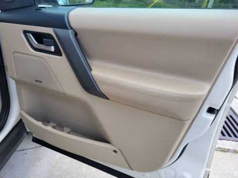 2009 Land Rover LR2 HSE