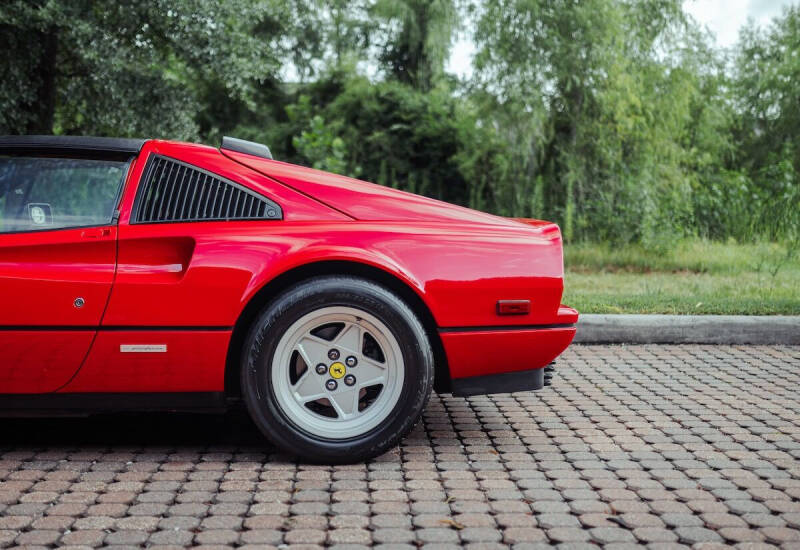 1987 Ferrari 328 null photo 11