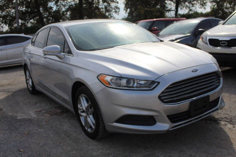 2013 Ford Fusion SE photo 5