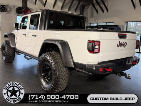 2024 Jeep Gladiator