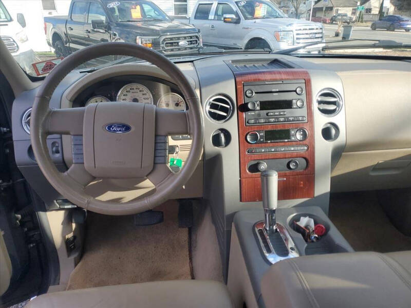 2005 Ford F-150 Lariat