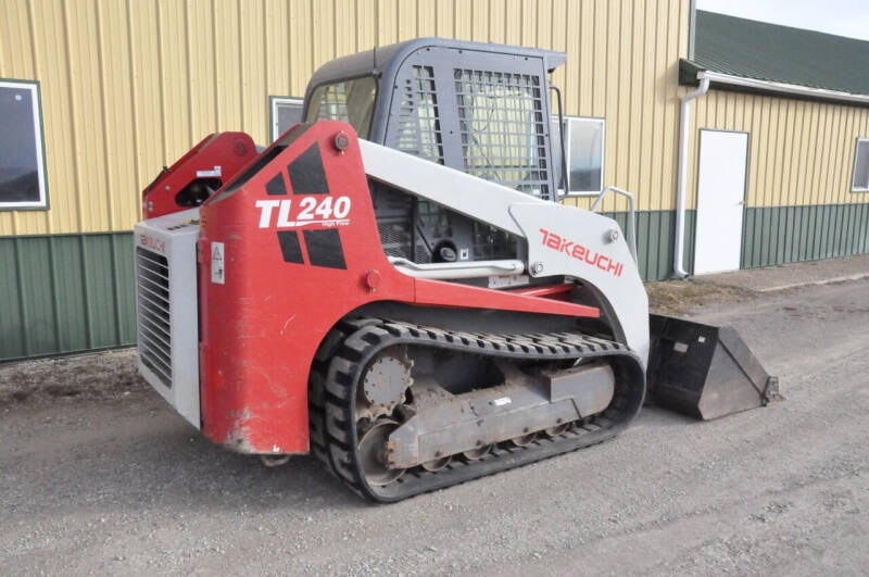 2013 Takeuchi TL240