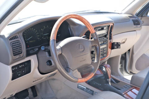 2000 Lexus LX 470