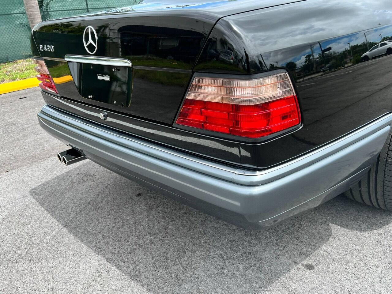 1994 Mercedes-Benz E-Class  - $12,900