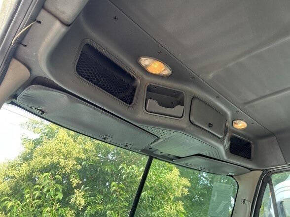 2015 Freightliner Cascadia