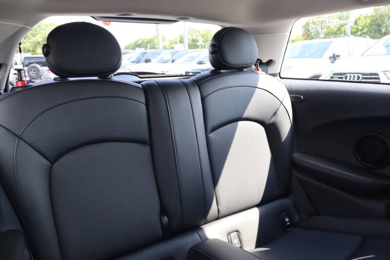 2022 MINI Hardtop 2 Door