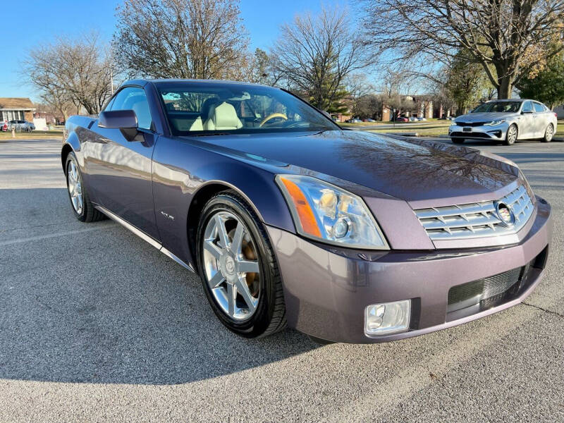 2004 Cadillac XLR for sale at Richardson Sales, Service & Powersports in Highland IN