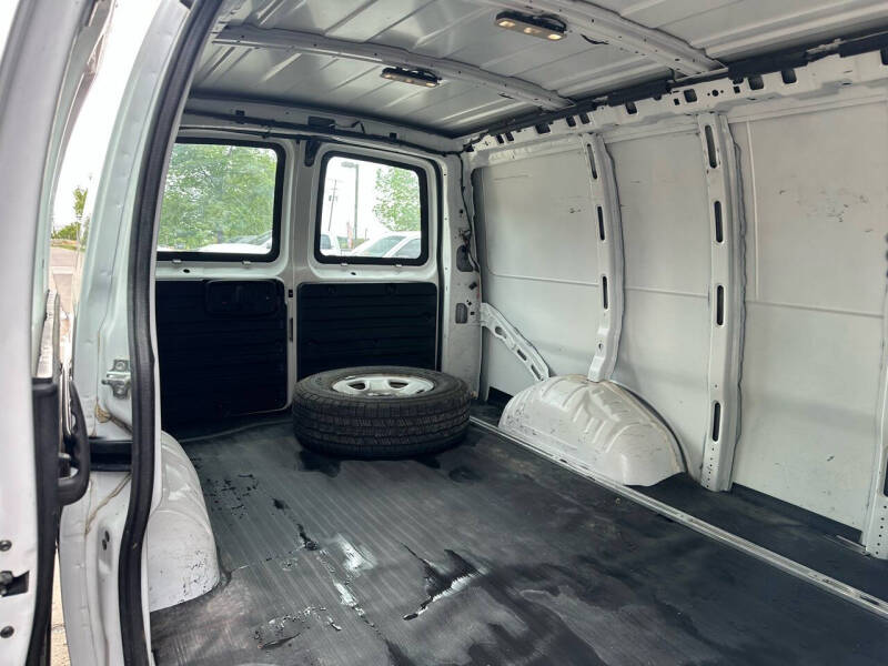 2017 Chevrolet Express 2500