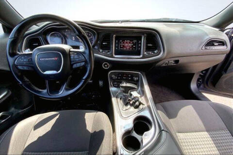 2017 Dodge Challenger R/T Plus