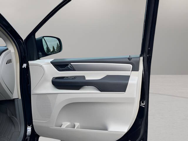 2013 Volkswagen Routan