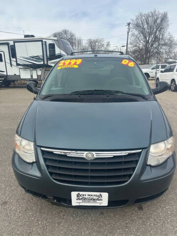 2006 Chrysler Town and Country for sale at Rocky Mountain Wholesale Auto in Nampa ID