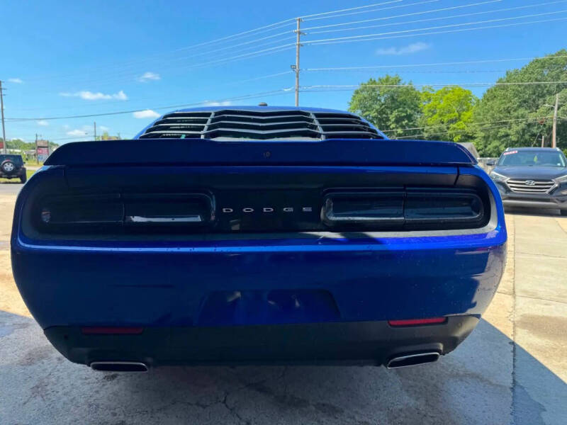 2021 Dodge Challenger SXT