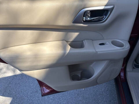 2015 Nissan Pathfinder Platinum