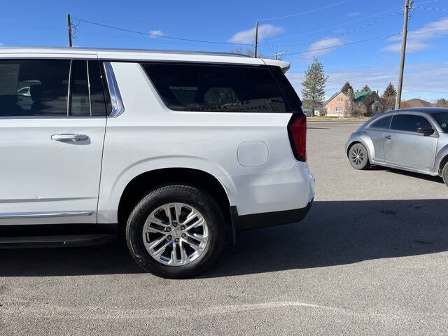2022 GMC Yukon XL SLT