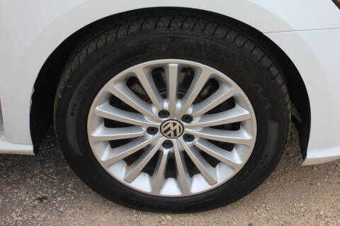 2016 Volkswagen Passat