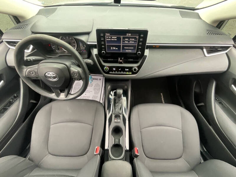 2020 Toyota Corolla LE