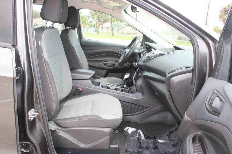 2017 Ford Escape S