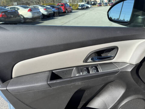 2011 Chevrolet Cruze LS