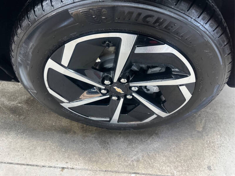 2025 Chevrolet Equinox EV LT