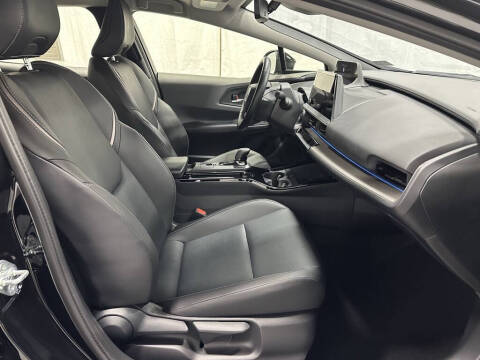 2025 Toyota Prius XLE