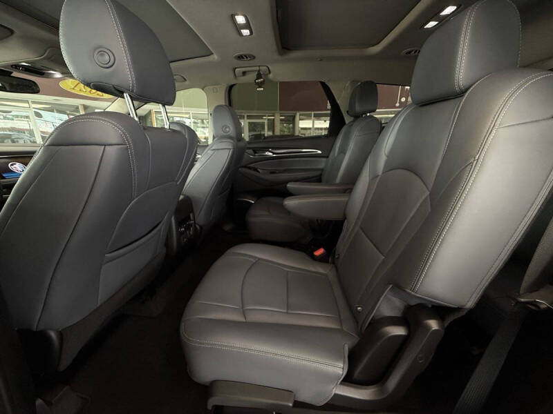 2021 Buick Enclave Essence