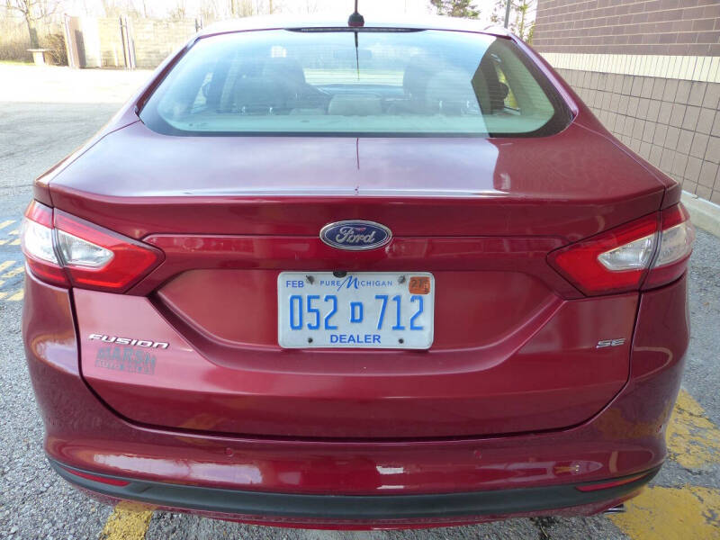 2014 Ford Fusion SE