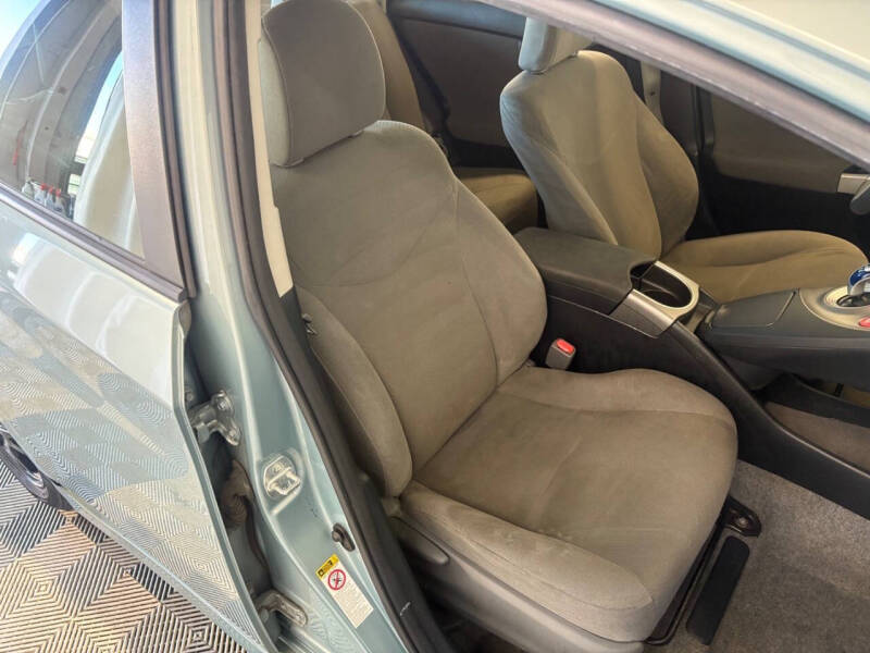 2014 Toyota Prius Two