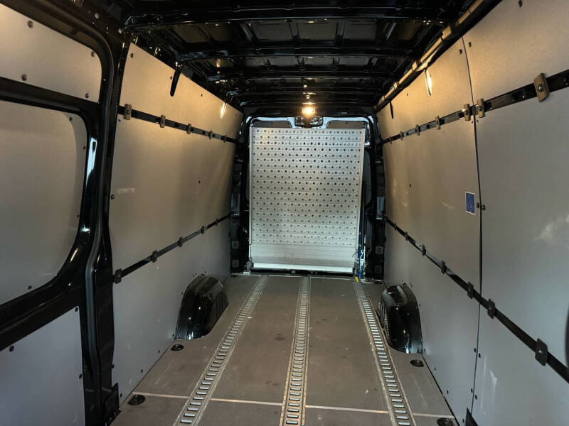 2023 Mercedes-Benz Sprinter 2500