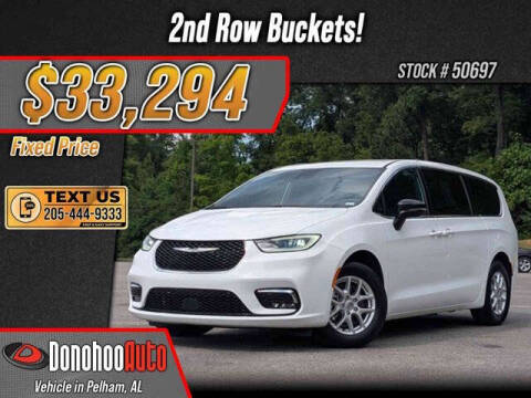 2025 Chrysler Pacifica Select
