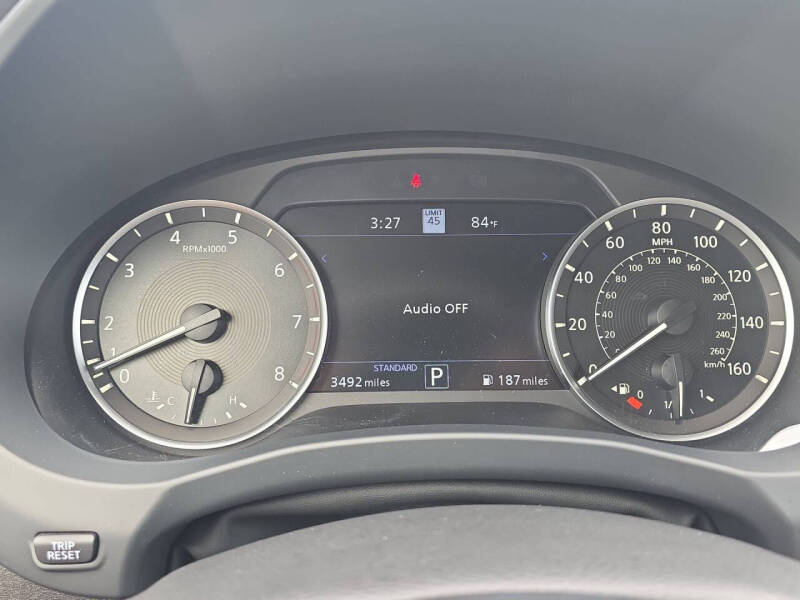 2025 Infiniti QX55 Essential