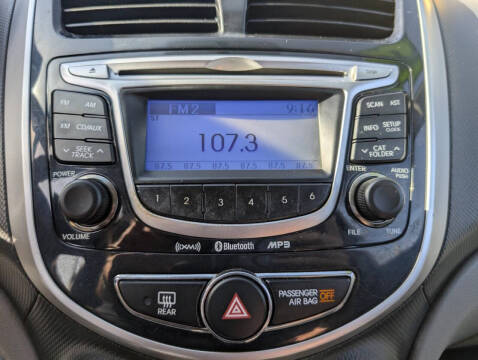 2013 Hyundai Accent GLS