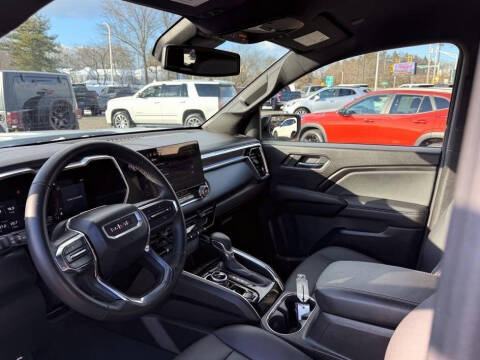 2024 GMC Canyon Elevation