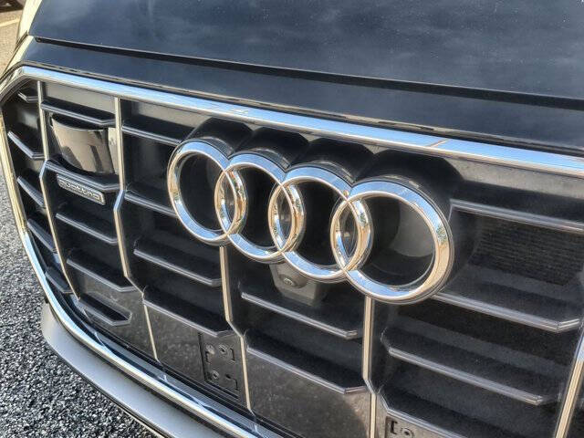 2021 Audi Q8 quattro Premium Plus 55 TFSI