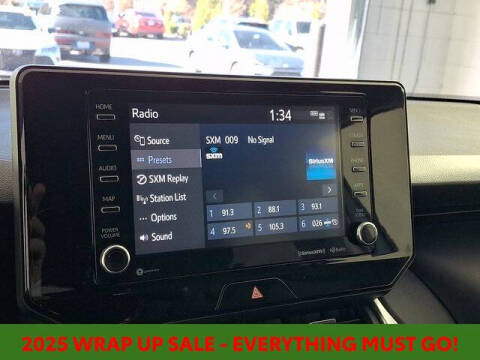 2022 Toyota Venza LE