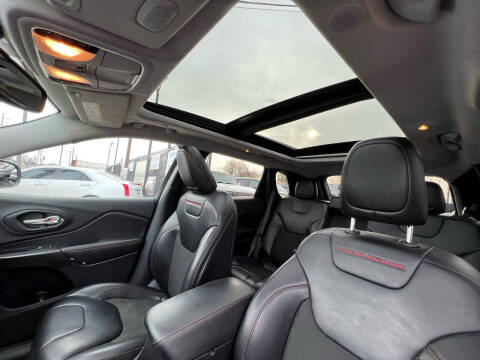 2020 Jeep Cherokee Trailhawk