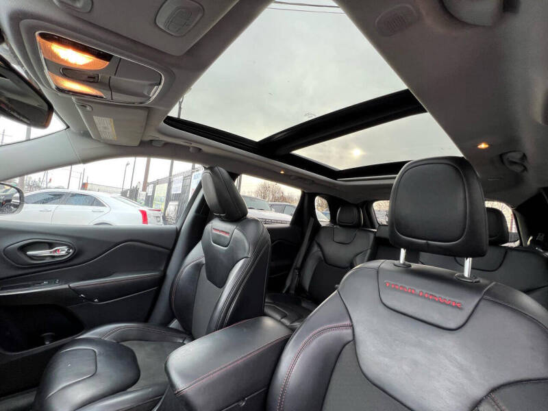 2020 Jeep Cherokee Trailhawk