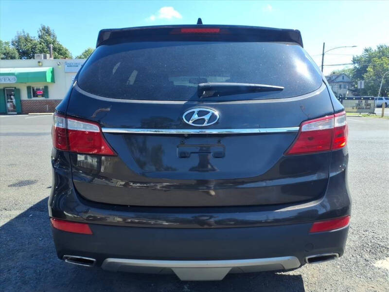 2016 Hyundai Santa Fe SE