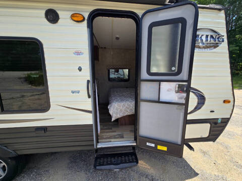 2017 Viking 21FQ