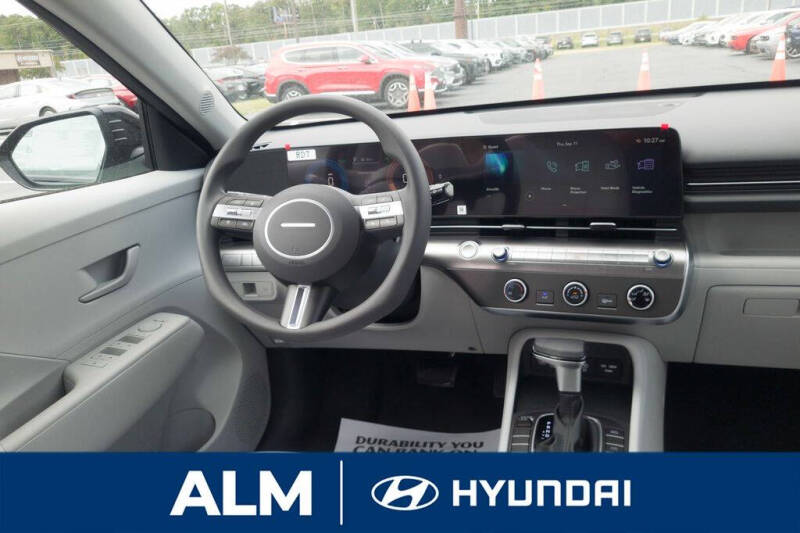 2027 Hyundai Kona SE