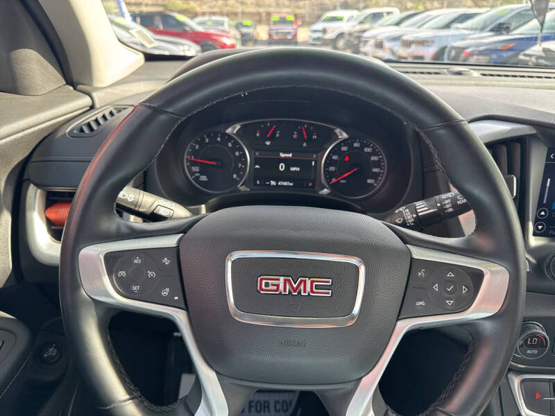 2024 GMC Terrain SLT