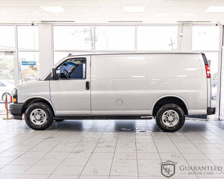 2022 Chevrolet Express 2500