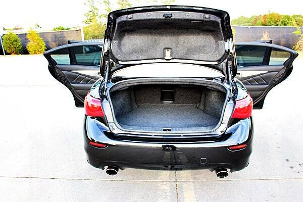 2015 Infiniti Q50 Premium