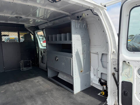 2014 Ford E-Series E-150