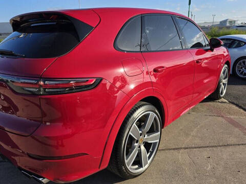 2022 Porsche Cayenne S