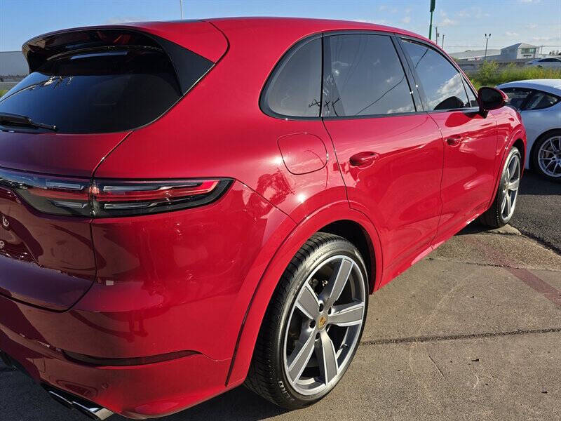 2022 Porsche Cayenne S