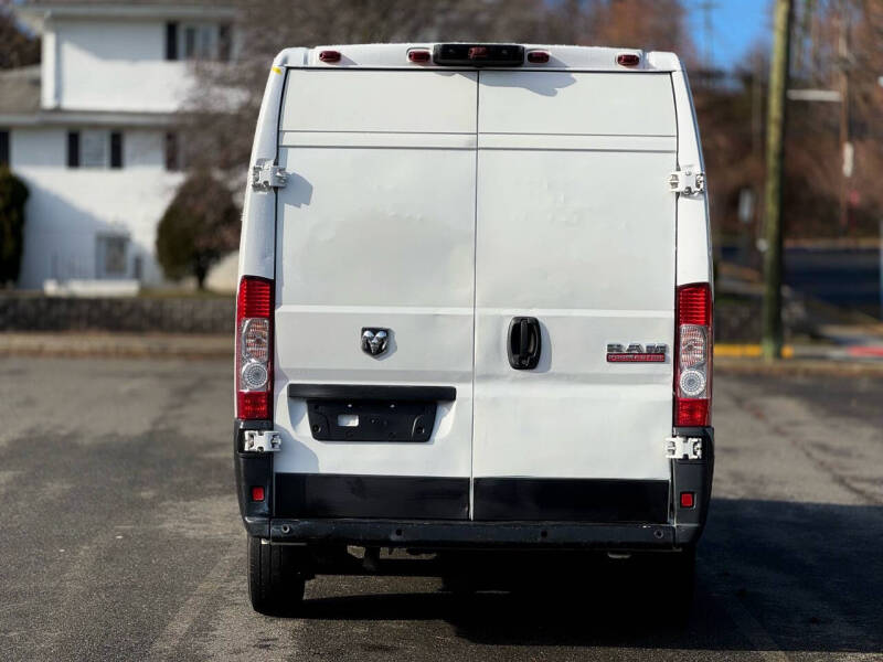 2020 RAM ProMaster Cargo Van Base photo 9