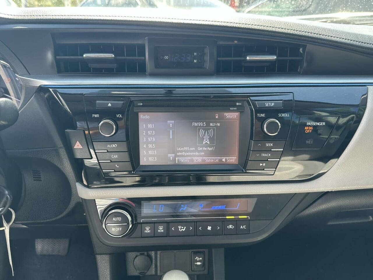 2014 Toyota Corolla  - $13,100