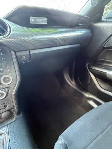 2015 Ford Mustang