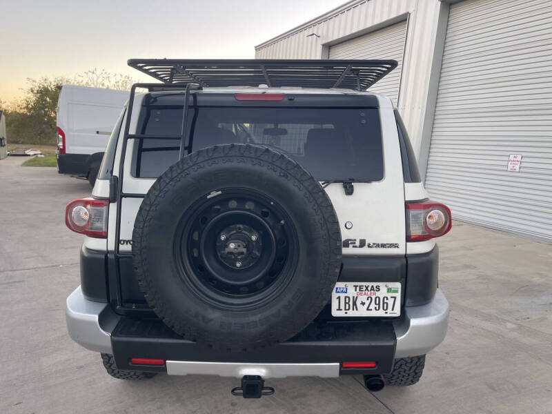 2012 Toyota FJ Cruiser