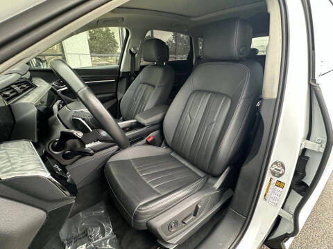 2024 Audi Q8 e-tron quattro Premium Plus